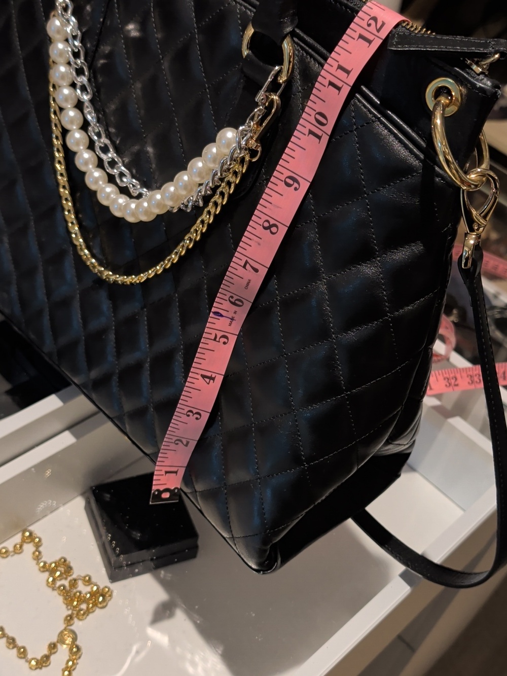 Black Genuine Leather Quilted Handbag - Picture 10 of 11